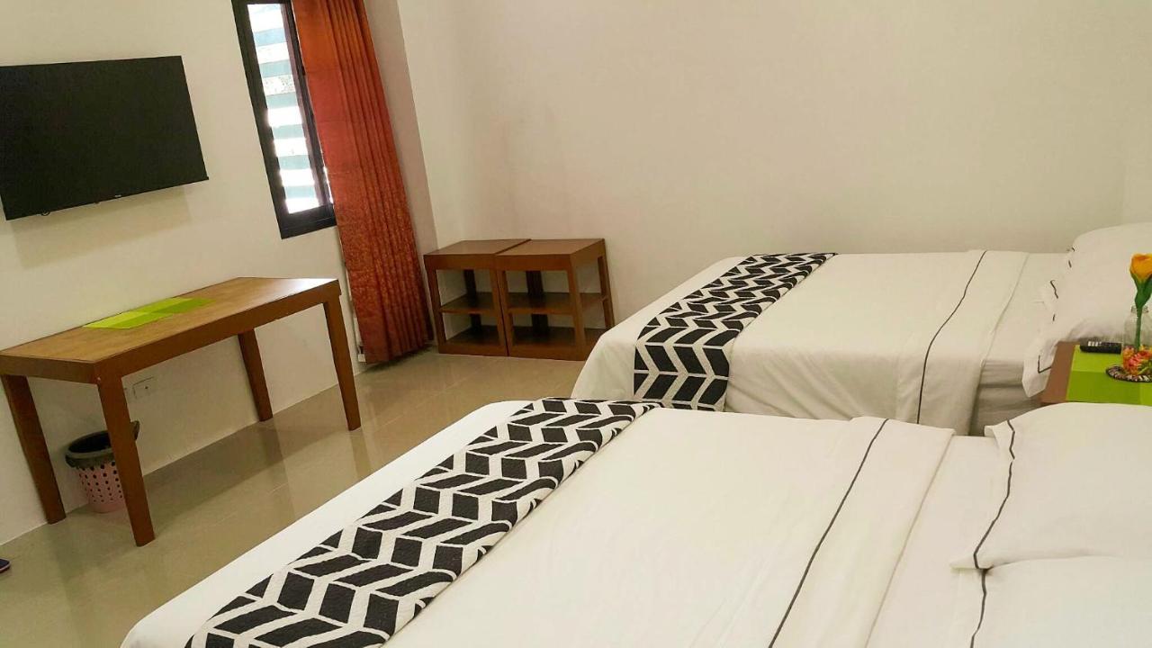 Guinobatan Majestique Hotel Albay Bicol מראה חיצוני תמונה