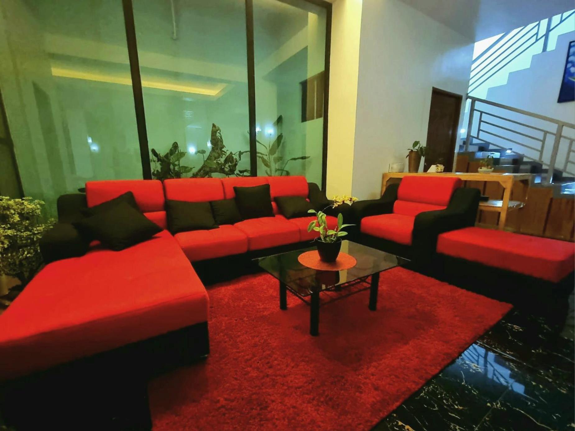 Guinobatan Majestique Hotel Albay Bicol מראה חיצוני תמונה