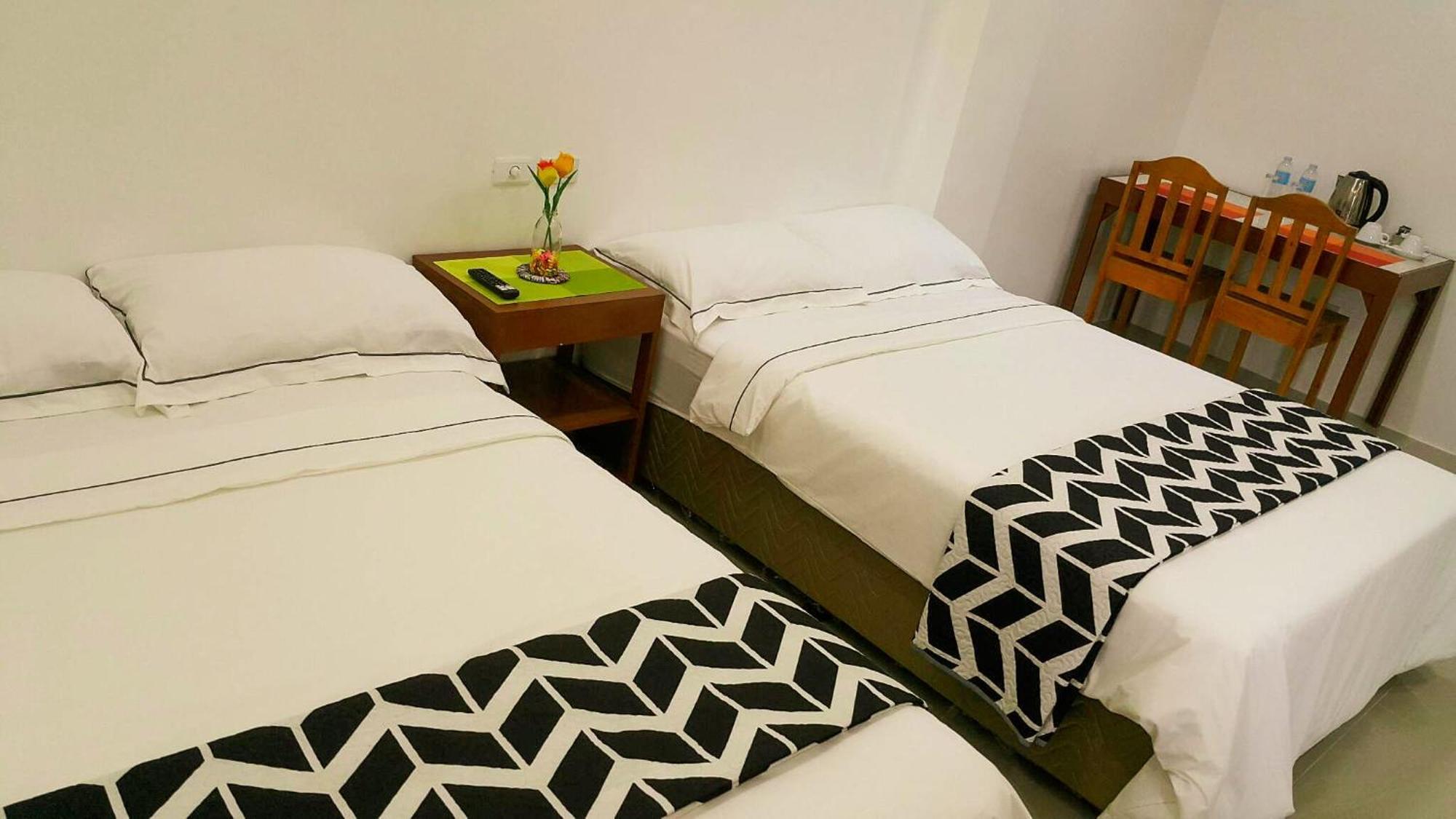 Guinobatan Majestique Hotel Albay Bicol מראה חיצוני תמונה
