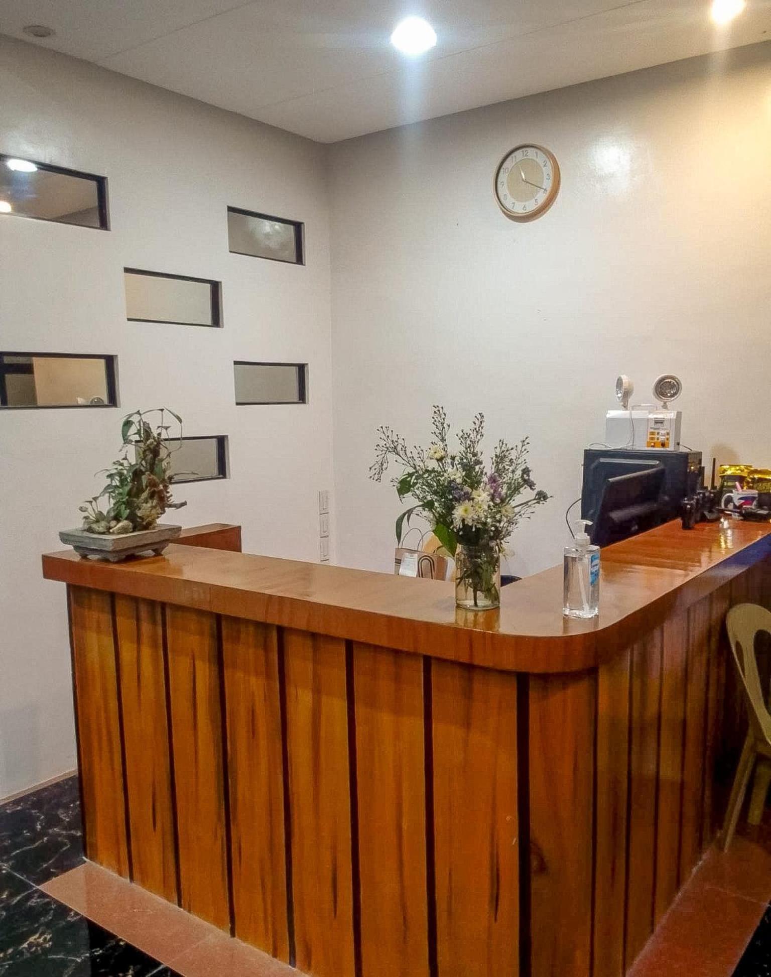 Guinobatan Majestique Hotel Albay Bicol מראה חיצוני תמונה